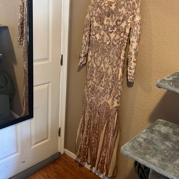 Dresses & Skirts - Rose gold Sequin gown